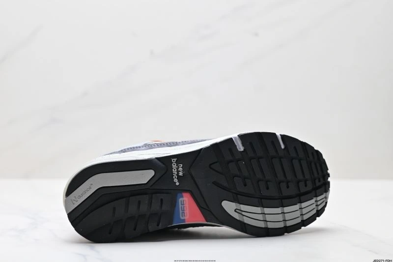 SportInspired New Balance Shoes 2047