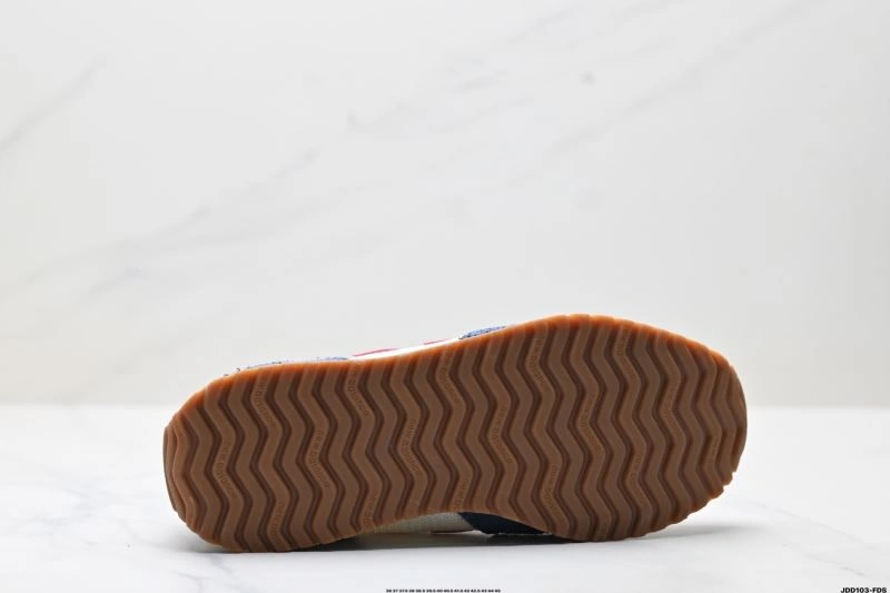 Sustainable New Balance Shoes 2054