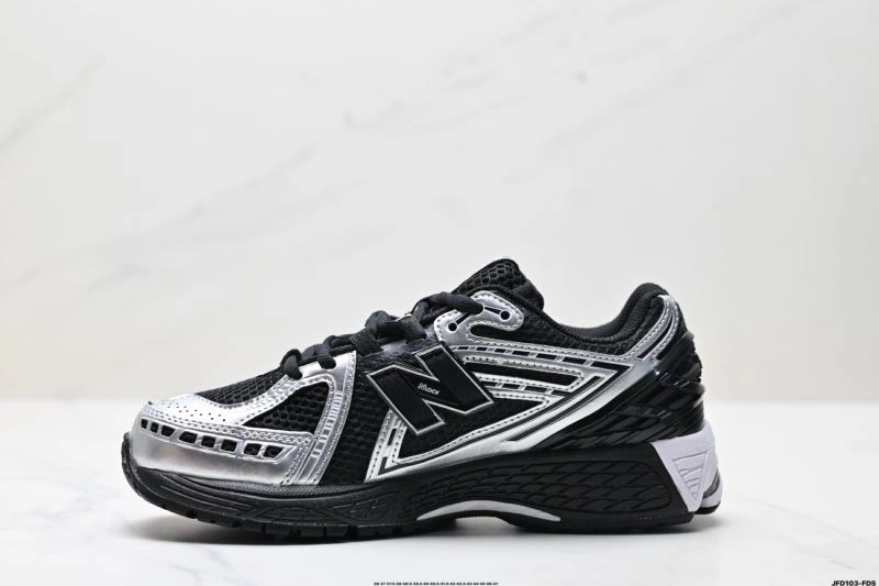 Casual New Balance Shoes 2051