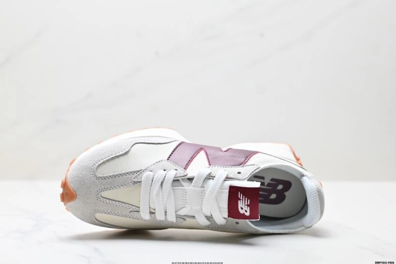 Fashionable New Balance Shoes 2135
