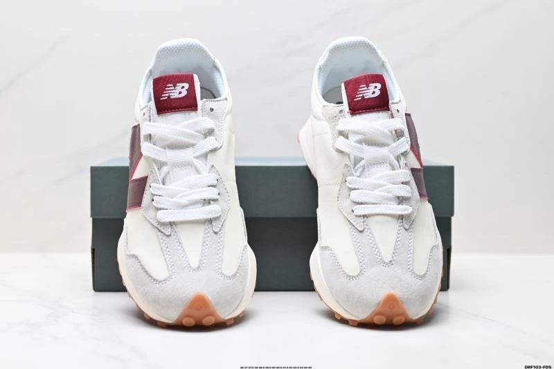 Fashionable New Balance Shoes 2135