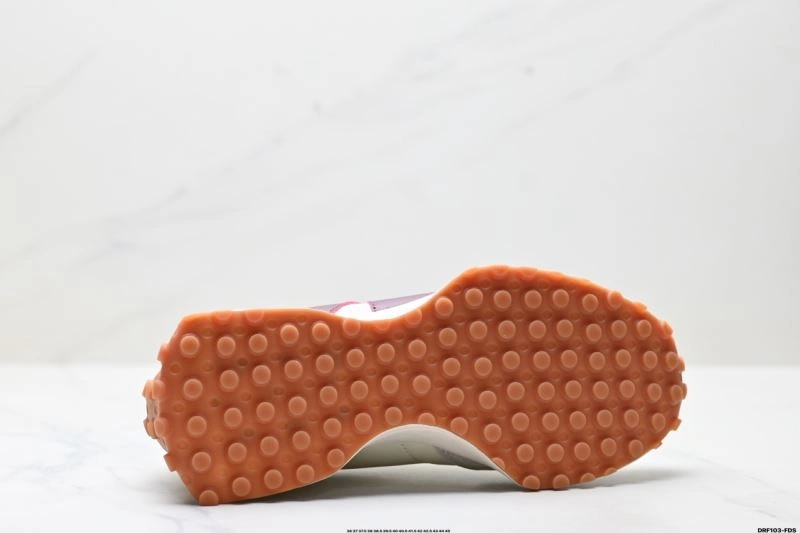 Fashionable New Balance Shoes 2135