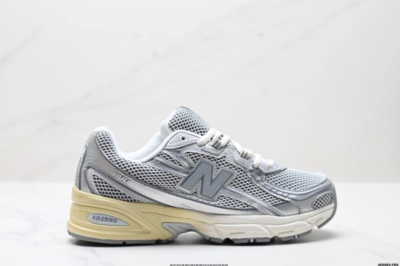 Casual New Balance Shoes 2035