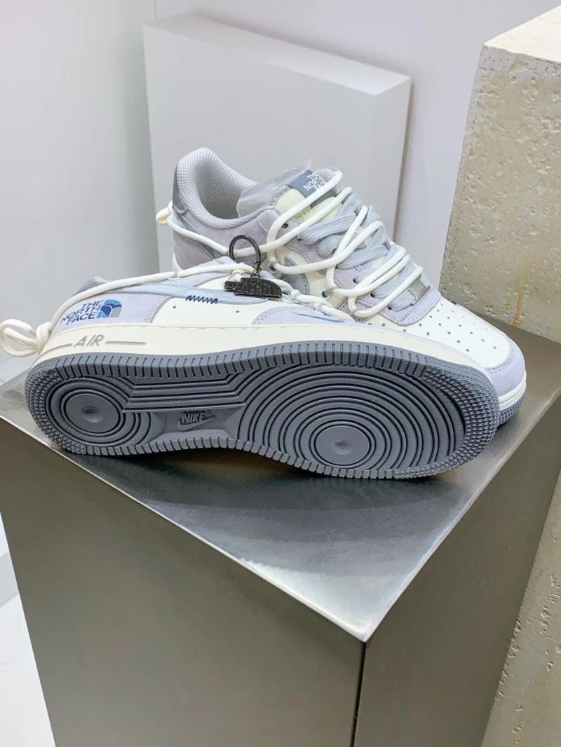 FlexibleFit Nike Air Force 1 Shoes 33428