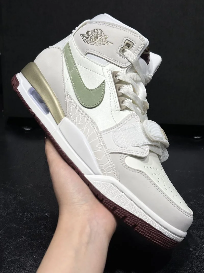 ModernLook Nike Air Jordan Shoes 33521