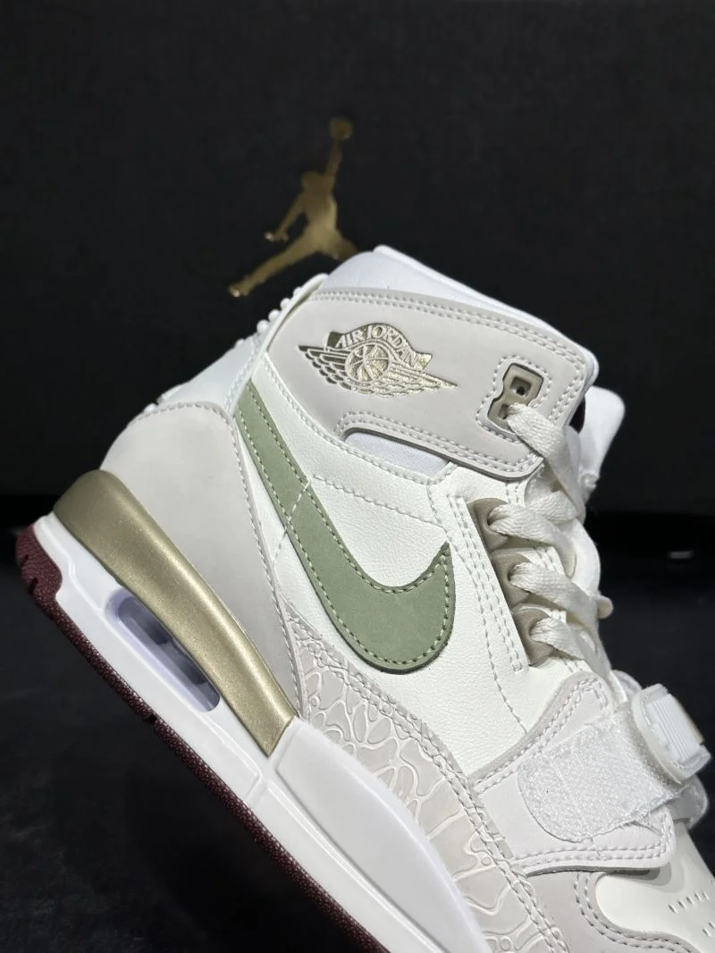 ModernLook Nike Air Jordan Shoes 33521