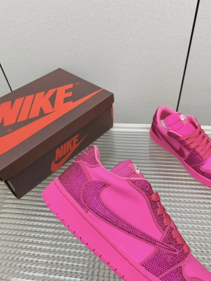 Nike Air Jordan Shoes Bold 33498
