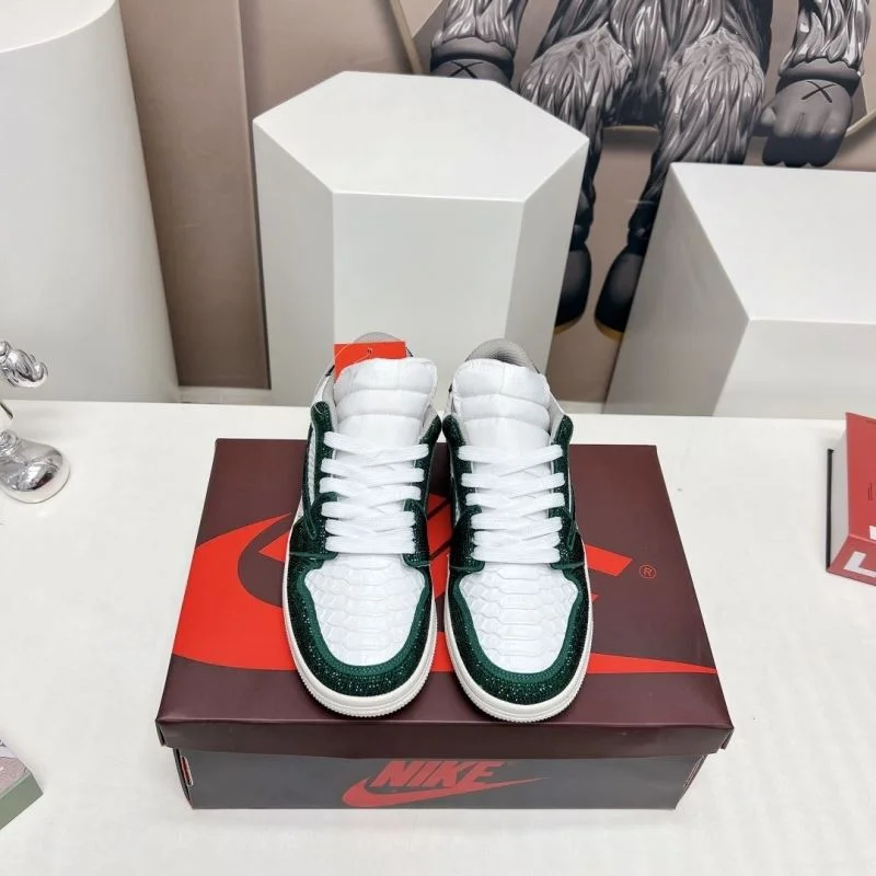 Stretchable Nike Air Jordan Shoes 33551