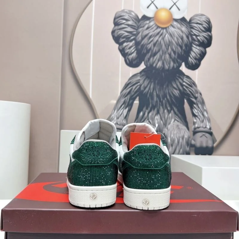 Stretchable Nike Air Jordan Shoes 33551