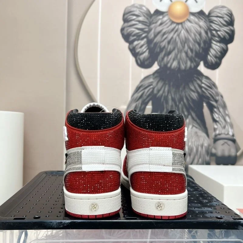 Stretchable Nike Air Jordan Shoes 33532
