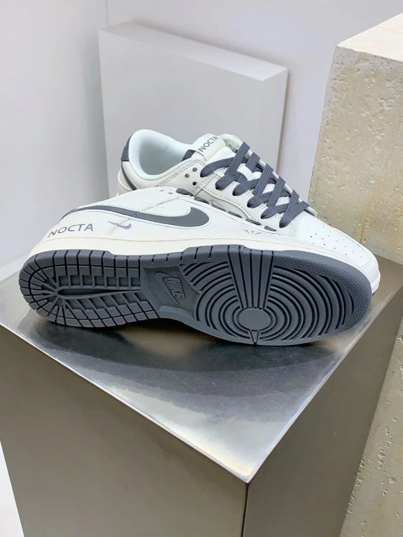 Stylish Nike Dunk Shoes 33398