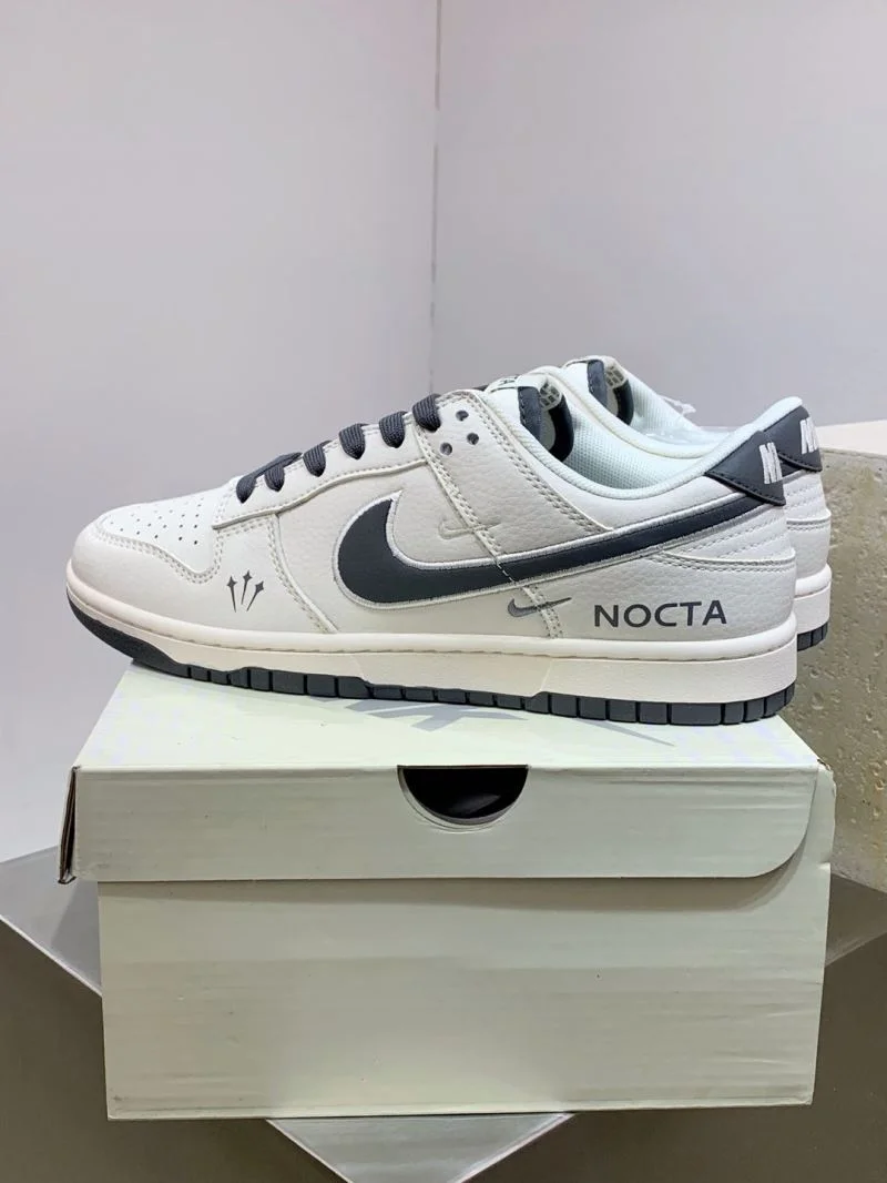 Stylish Nike Dunk Shoes 33398