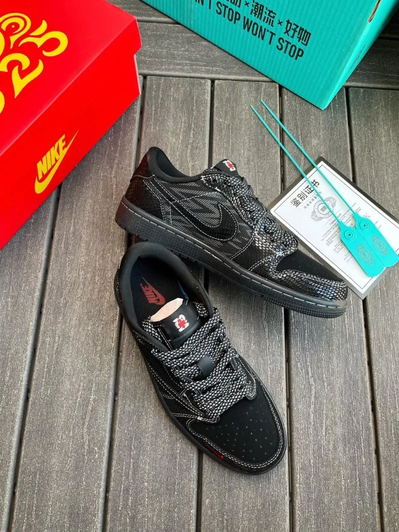 Nike Dunk Shoes Sleek 33497
