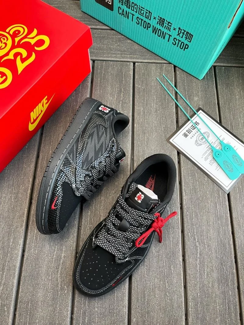 Nike Dunk Shoes Sleek 33497