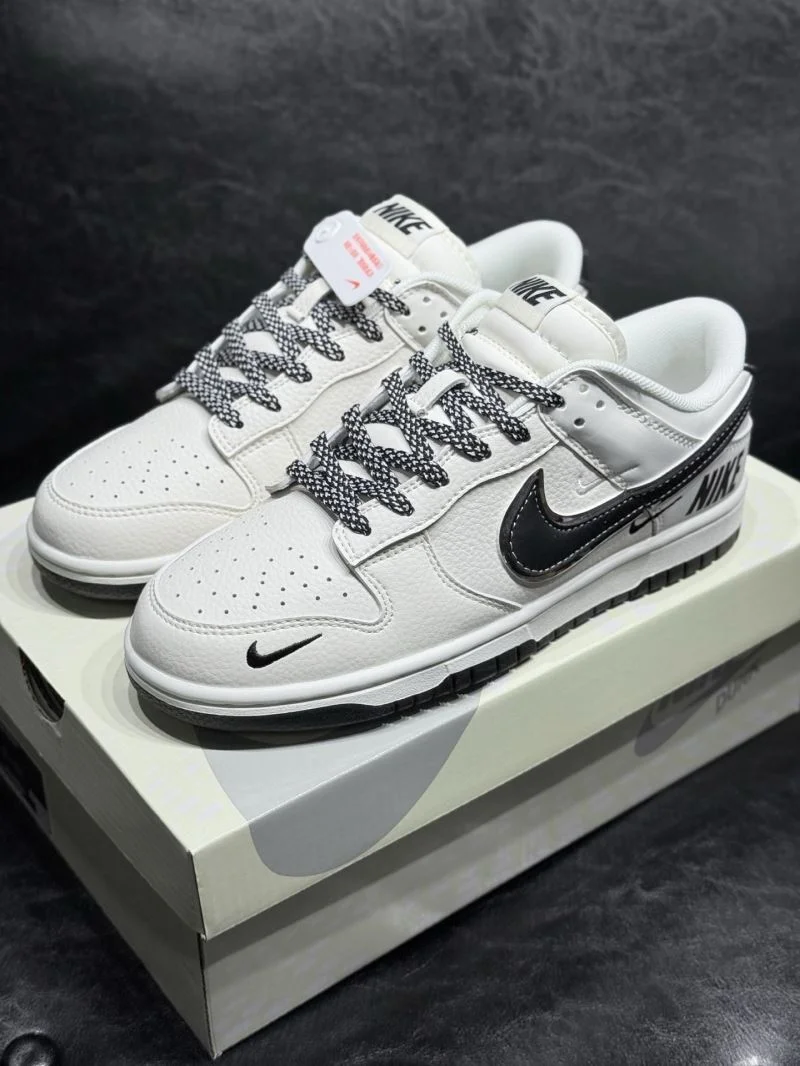 Nike Dunk Shoes ComfortFit 33458
