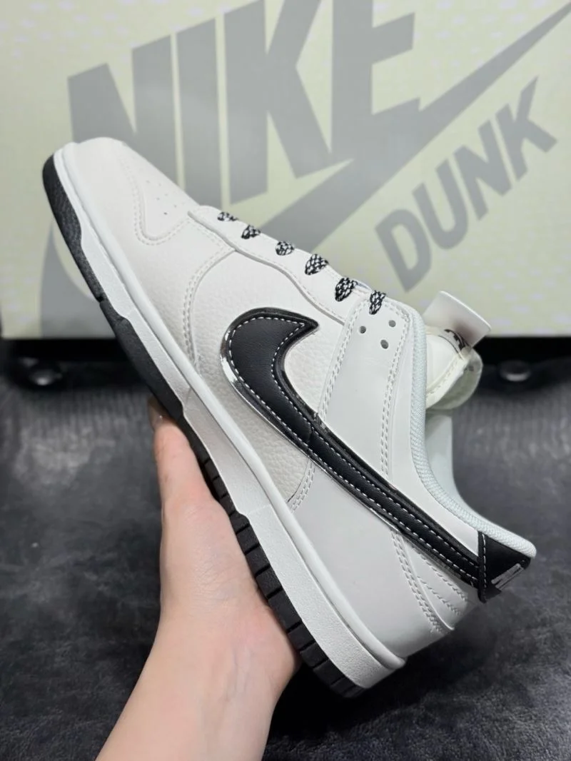 Nike Dunk Shoes ComfortFit 33458