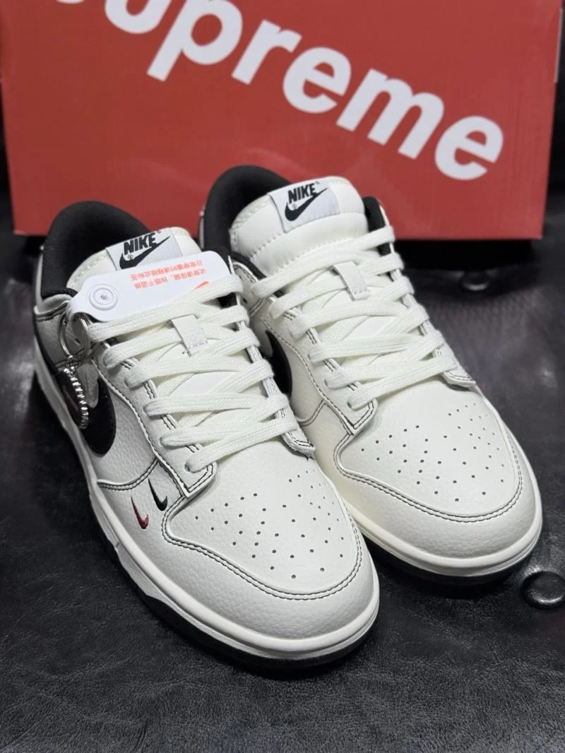 Nike Dunk Shoes Elegant 33475