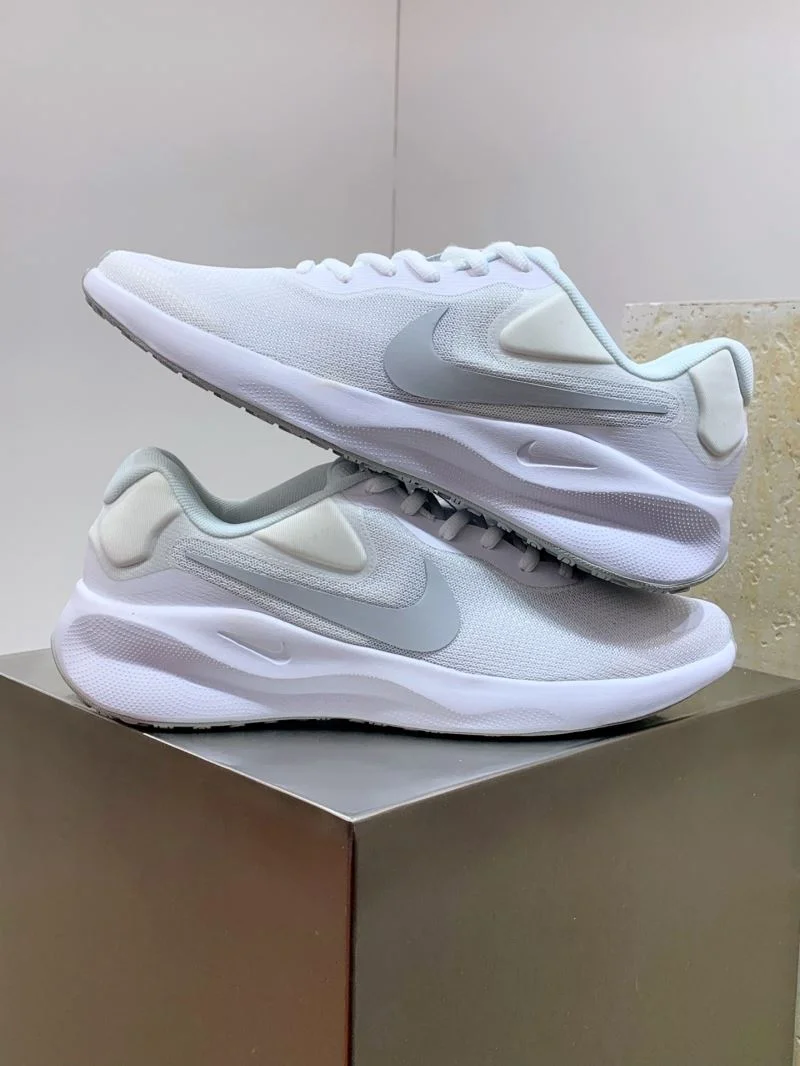 Nike Other Shoes Bright 33366