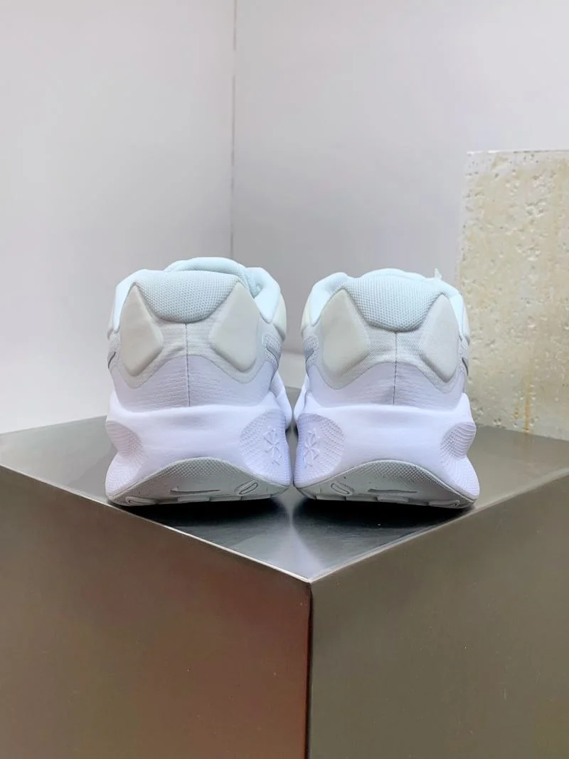 Nike Other Shoes Bright 33366