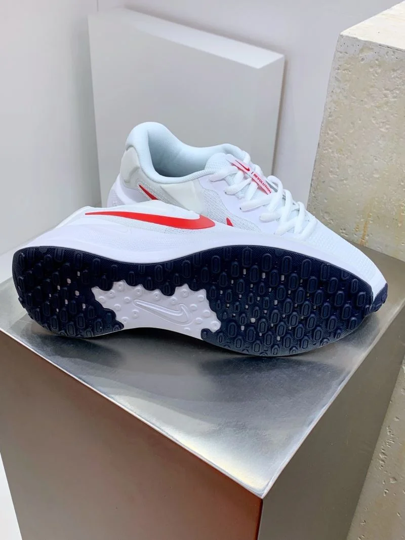 MoistureWicking Nike Other Shoes 33371
