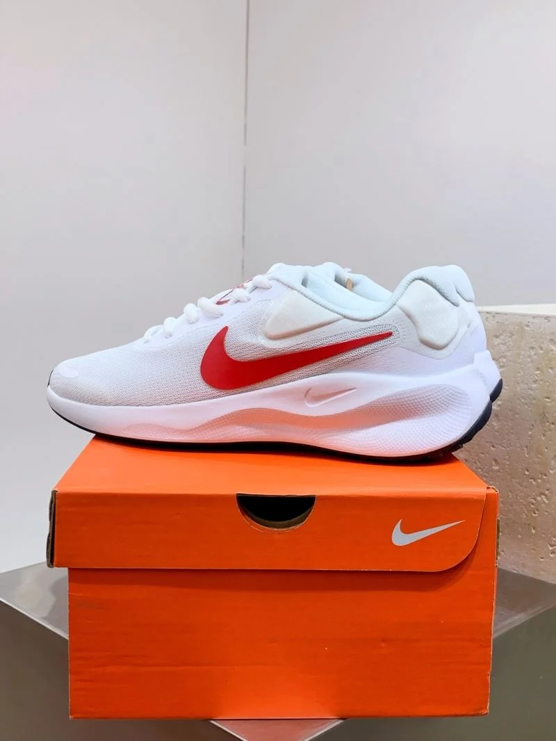 MoistureWicking Nike Other Shoes 33371