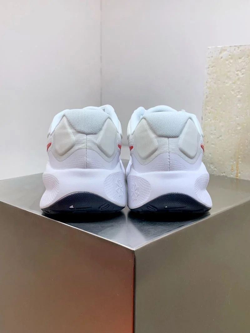 MoistureWicking Nike Other Shoes 33371