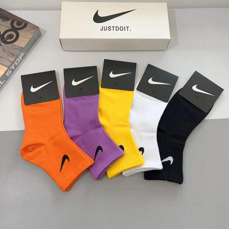 Nike Socks TimelessDesign 273075