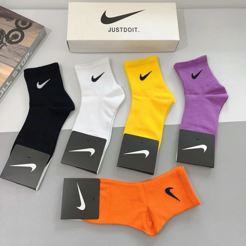 Nike Socks TimelessDesign 273075