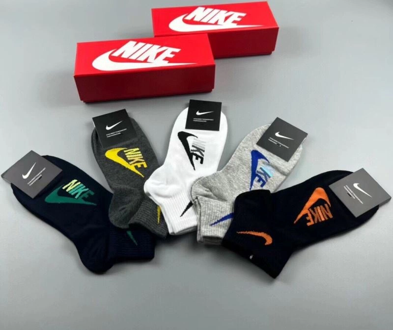 Versatile Nike Socks 273452
