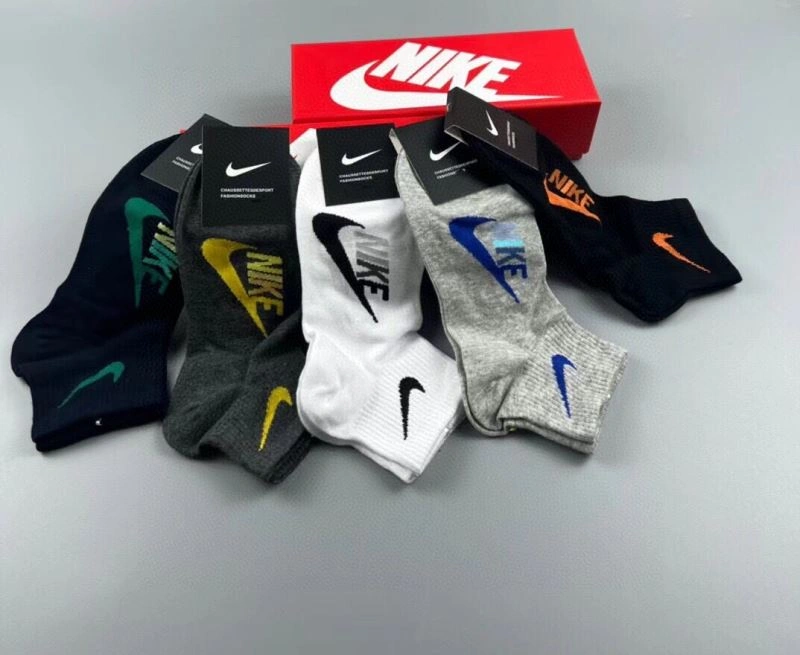 Versatile Nike Socks 273452