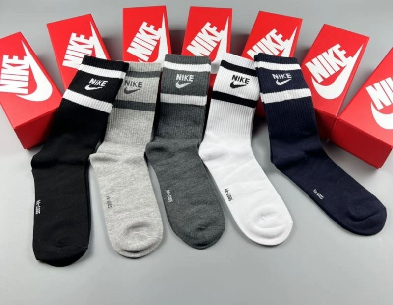 WellDesigned Nike Socks 274605