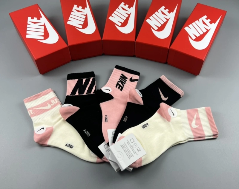 Comfortable Nike Socks 274428