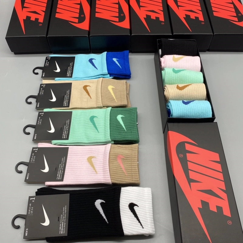 RelaxedFit Nike Socks 274124