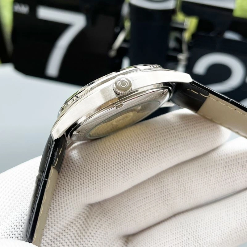 OMEGA Watches TravelReady 193882