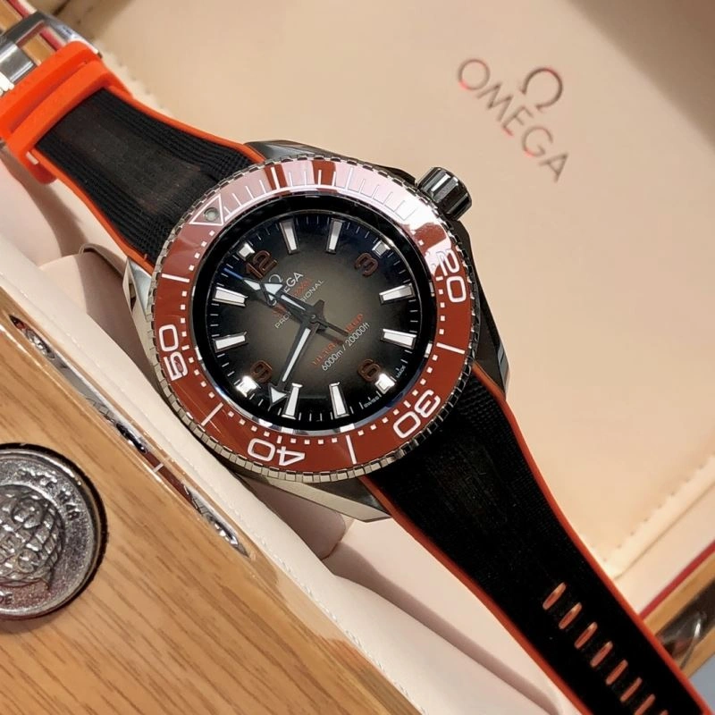 TravelReady OMEGA Watches 193714