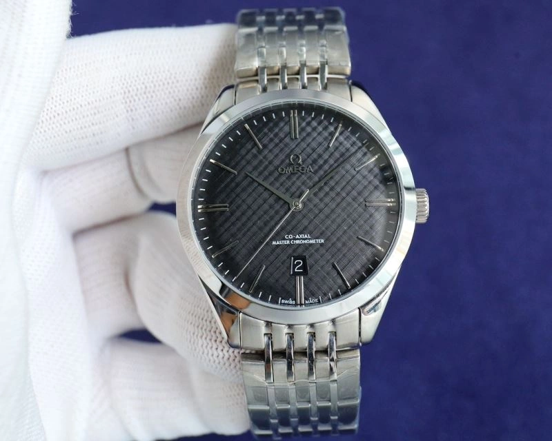 Vibrant OMEGA Watches 193706