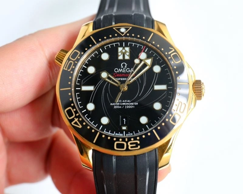 Snug OMEGA Watches 193657