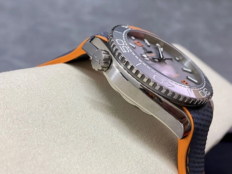 Tailored OMEGA Watches 193556