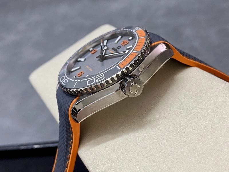Tailored OMEGA Watches 193556