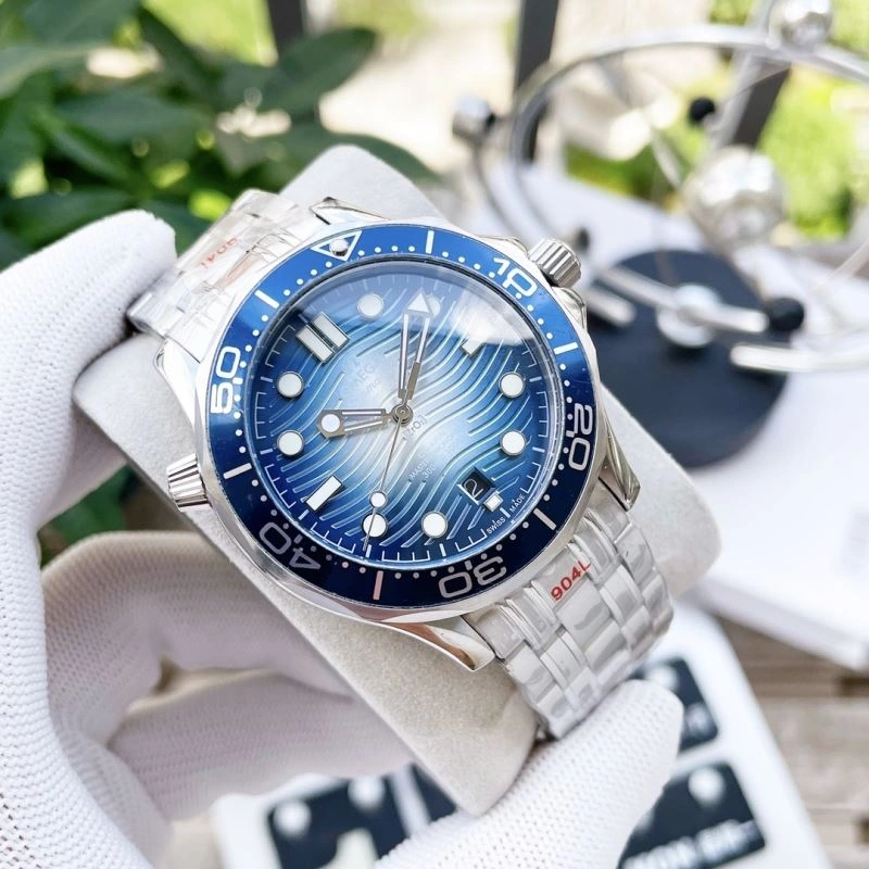 Compact OMEGA Watches 193551