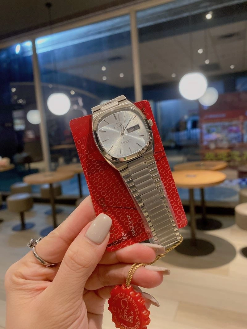 Packable OMEGA Watches 193550