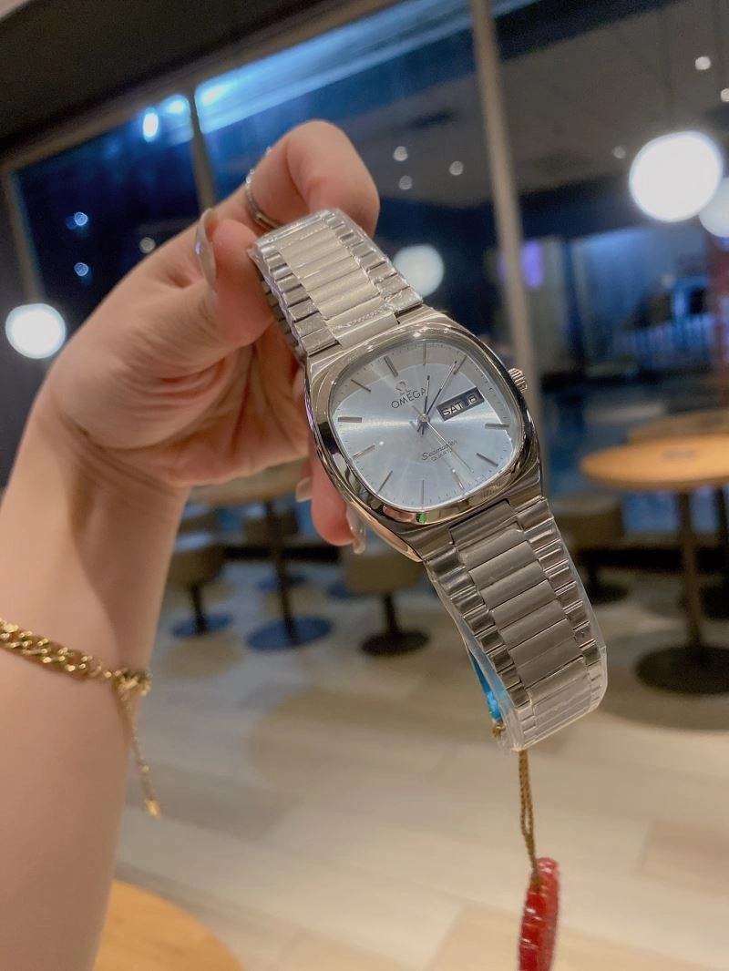 Packable OMEGA Watches 193550