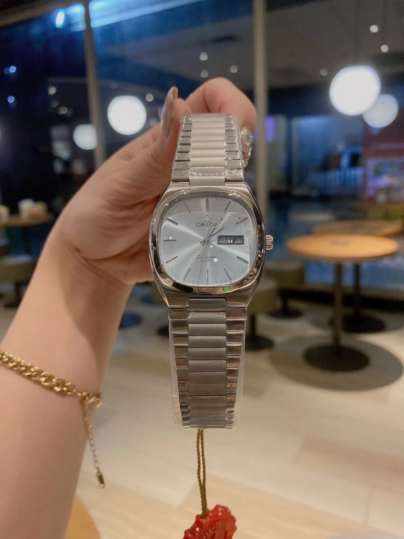 Packable OMEGA Watches 193550