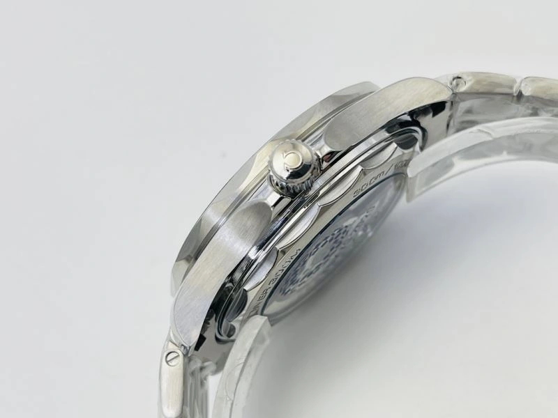 Lightweight OMEGA Watches 193452