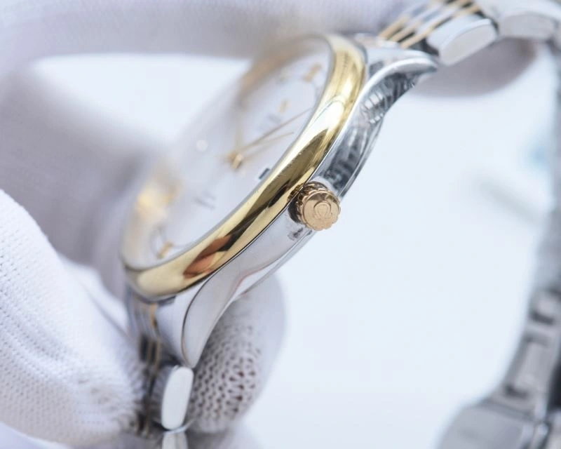 Sporty OMEGA Watches 193405