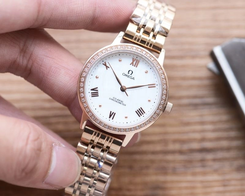 Vibrant OMEGA Watches 193303
