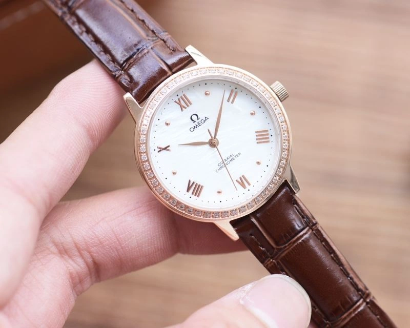 Vibrant OMEGA Watches 193303
