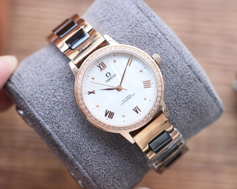 Vibrant OMEGA Watches 193303