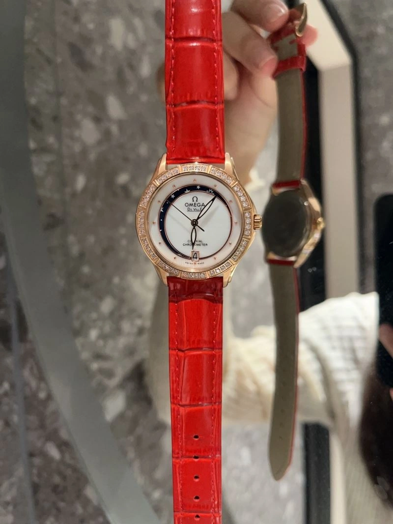 Snug OMEGA Watches 192981