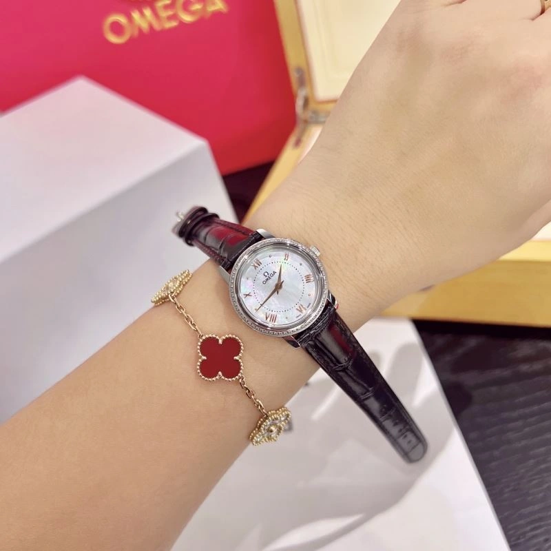 Supportive OMEGA Watches 192910